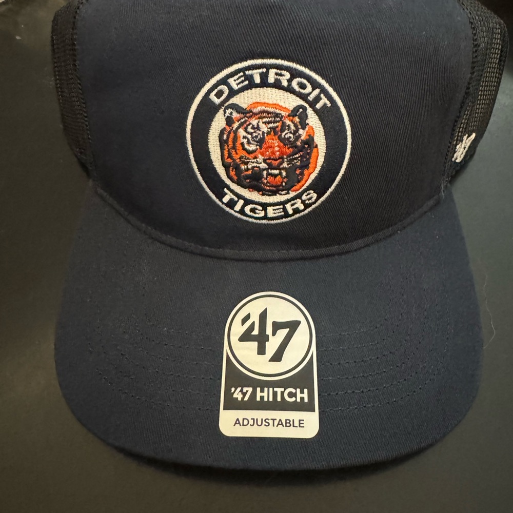 MLB Detroit Tigers Snapback Trucker Hat